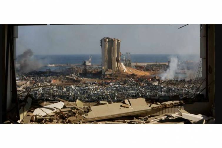 Beyrut limanında taxıl anbarının bir hissəsi çöküb