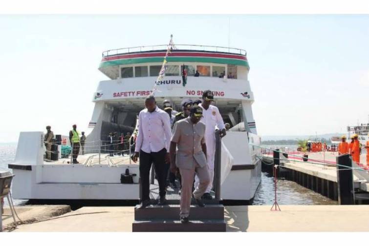 Keniyanın öz istehsalı olan ilk tanker suya salınıb - VİDEO