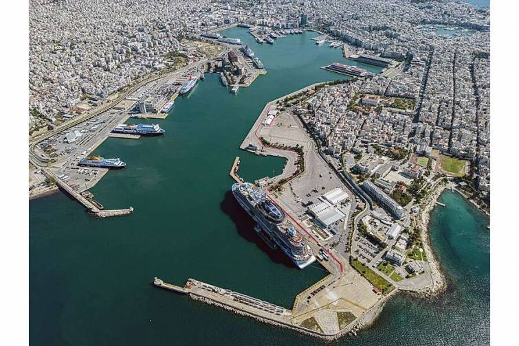 Pirey limanı Avropanın əsas limanları siyahısında dördüncü yerini möhkəmləndirib