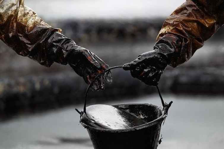 “Brent” markalı neftin qiyməti 54 dolları keçdi