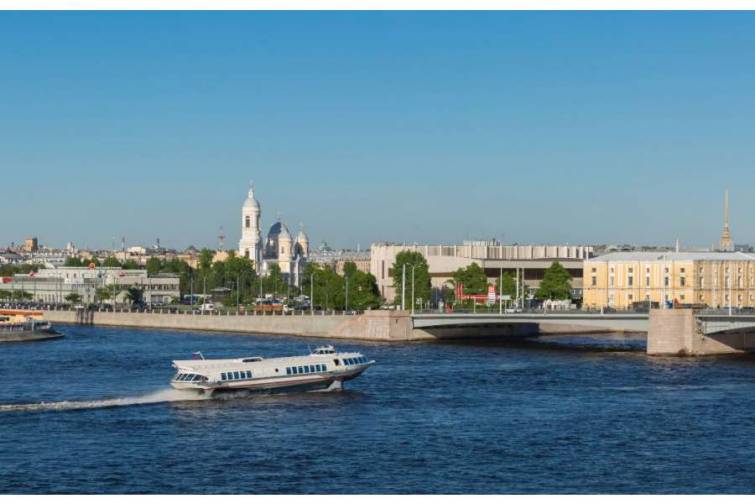 Sürücüsüz ilk gəmilər Sankt-Peterburqdan Kalininqrada gedəcək