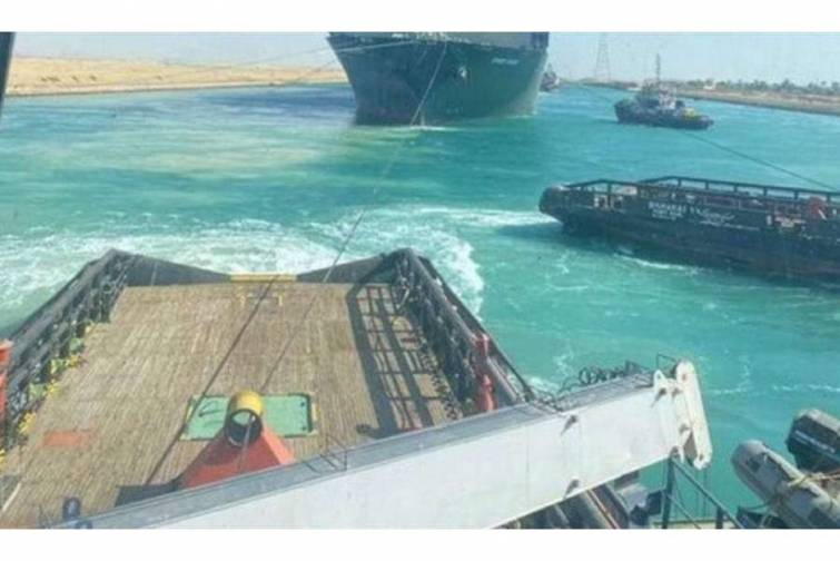 Süveyş kanalında yaranan problem aradan qaldırılıb