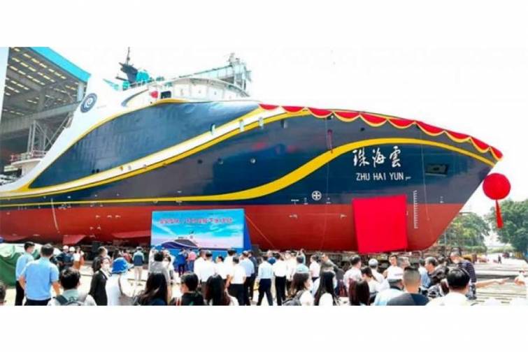 Çin ilk pilotsuz gəmisini istifadəyə verib