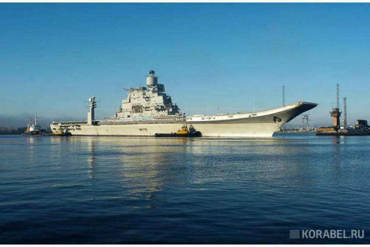 Dəniz sınaqları zamanı təyyarədaşıyan gəmidə yanğın baş verib