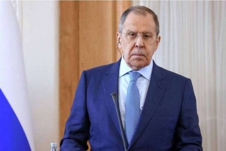 Lavrov Ukrayna taxılı ilə y&uuml;kl&uuml; gəmiləri qoruyacaq &uuml;&ccedil;&uuml;nc&uuml; tərəf barədə danışıb
