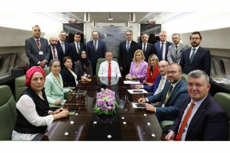 Rəcəb Tayyib Ərdoğan: &ldquo;Vladimir Putindən Rusiya məhsullarının da yaradılan dəhliz vasitəsilə gəmilərlə g&ouml;ndərilməsini xahiş edəcəyəm&rdquo;