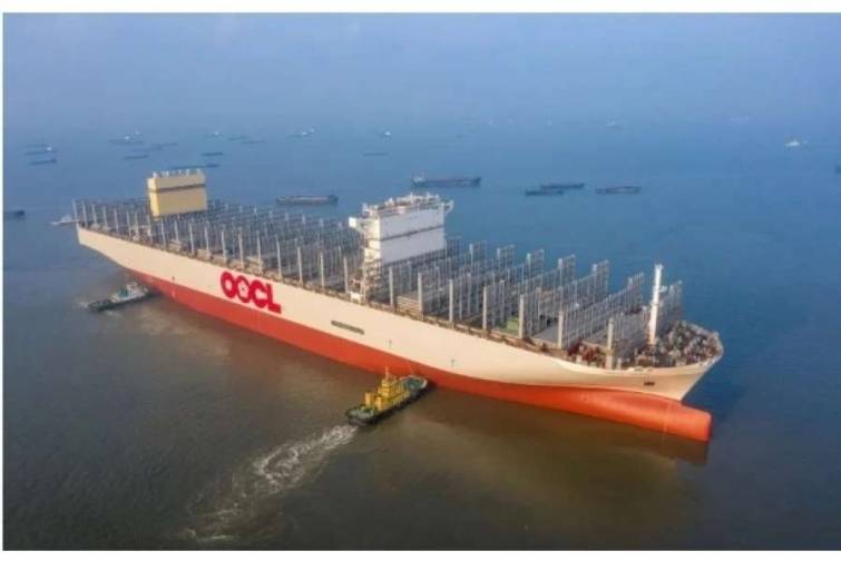 “OOCL” şirkəti üçün inşa edilmiş 24 000 TEU konteyner gəmisi suya buraxılıb