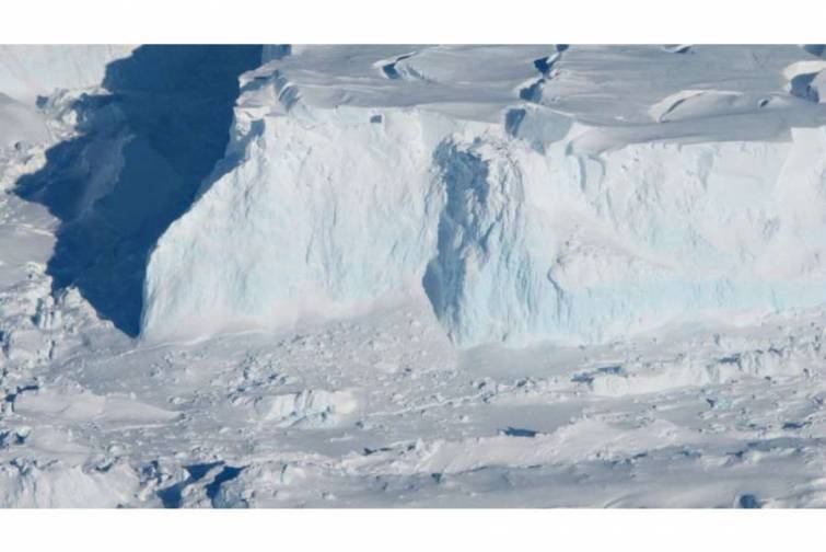 Antarktidada əriyən “Məhşər günü” buzlağı Dünya okeanının səviyyəsini 3 metr qaldıra bilər