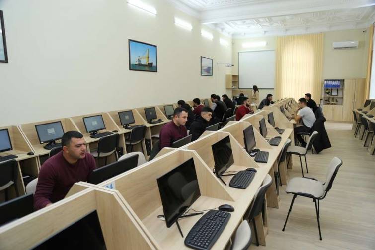 ASCO-ya işə qəbul olmaq istəyənlər &uuml;&ccedil;&uuml;n imtahan ke&ccedil;irilib