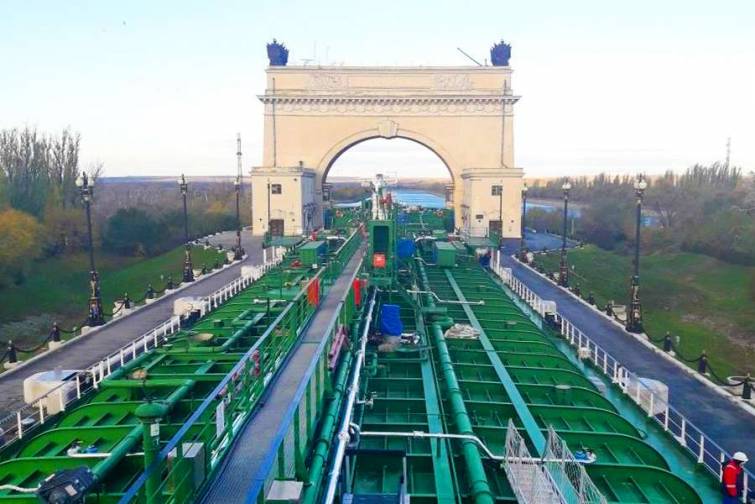 ASCO-nun 17 gəmisi Volqa-Don kanalından ke&ccedil;idə icazə alıb