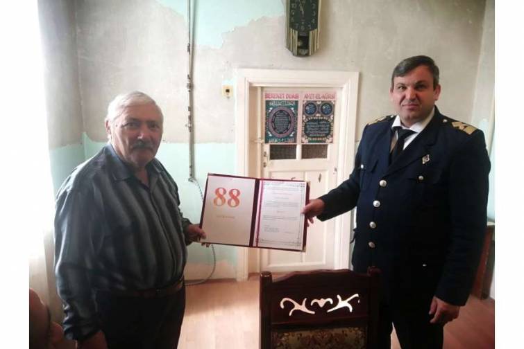 Veteran dənizçi Yaşar Dadaşov ziyarət olunub