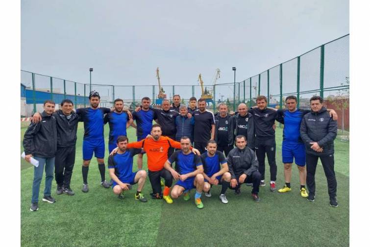 Dənizçilər arasında keçirilən minifutbol turnirinə yekun vurulub