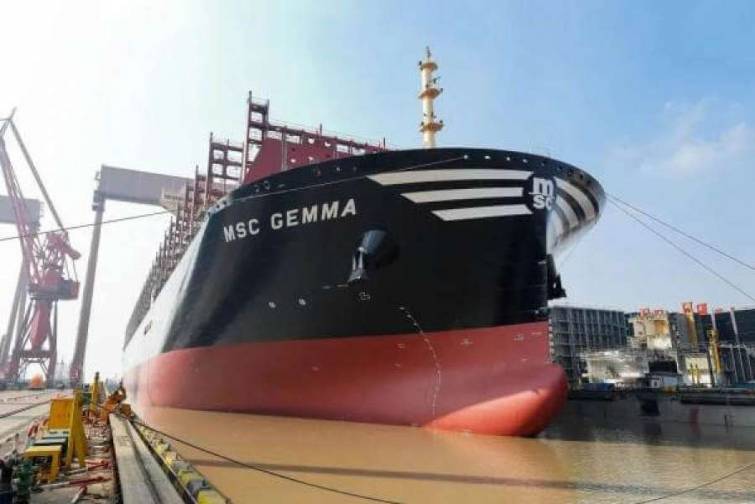 “MSC” daha bir 24116 TEU-luq konteyner gəmisini təhvil alıb
