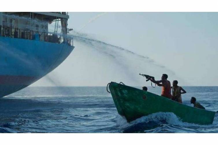 Dəniz quldurları bir ayda 11 gəmiyə h&uuml;cum ediblər