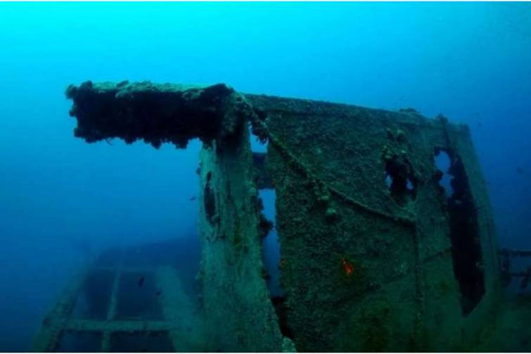 İkinci D&uuml;nya m&uuml;haribəsi zamanı batırılmış gəminin g&ouml;r&uuml;nt&uuml;ləri