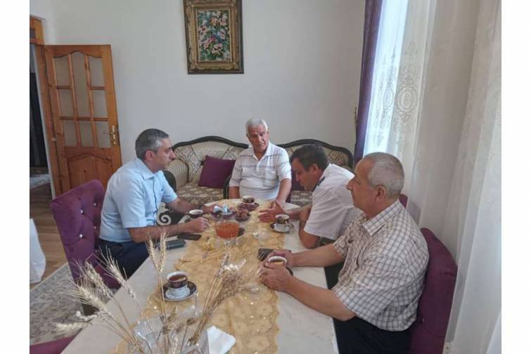 Veteran dəniz&ccedil;i Tahir Həsənov 70 illik yubileyini qeyd edir