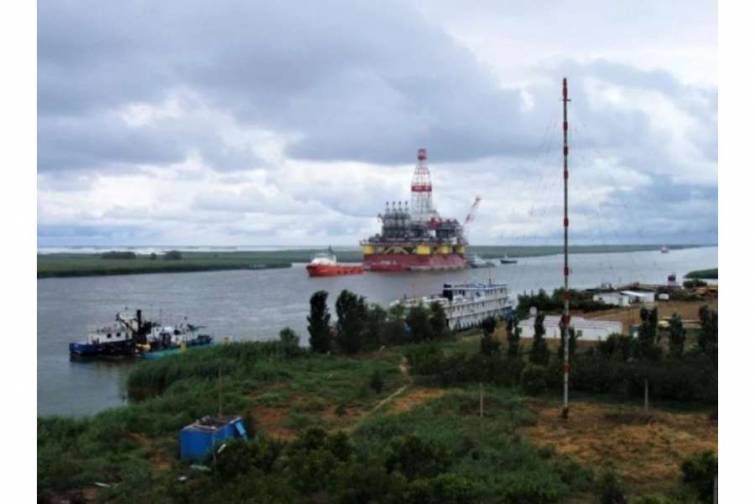 Kanalın dərinləşdirilməsi işlərinə 45 gəmi cəlb edilib