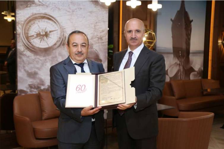 ASCO sədri &ldquo;Əməkdar m&uuml;həndis&rdquo; Balakişi Səfərovu yubileyi m&uuml;nasibətilə təbrik edib