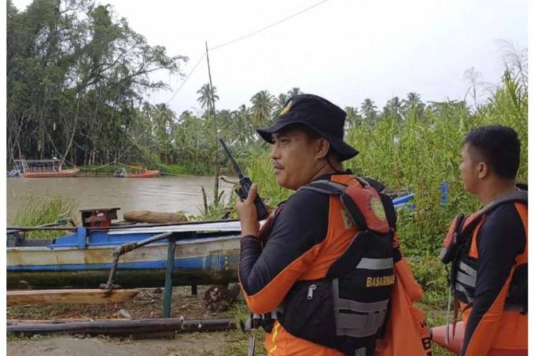 İki g&uuml;nd&uuml;r axtarışda olan s&ouml;rf&ccedil;&uuml;lər İndoneziya sahillərində tapılıblar