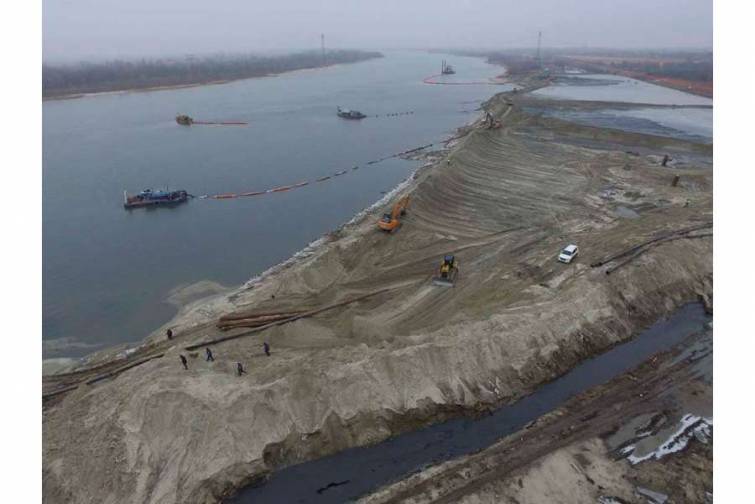 BMT dənizdə dibdərinləşdirmə işlərinin monitorinqi &uuml;&ccedil;&uuml;n platforma hazırlayıb