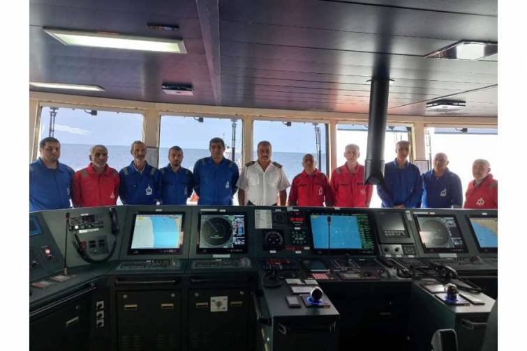 G&ouml;rkəmli neft&ccedil;i-alim Xoşbəxt Yusifzadənin xatirəsi onun adını daşıyan gəmidə anılıb