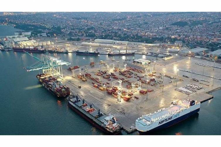 Türkiyə limanları ötən ay 5 mindən çox gəmi qəbul edib