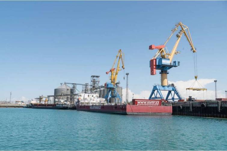 Aktau limanı vasitəsilə 19 mindən çox iyirmi fut ekvivalentində (TEU) konteyner daşınıb