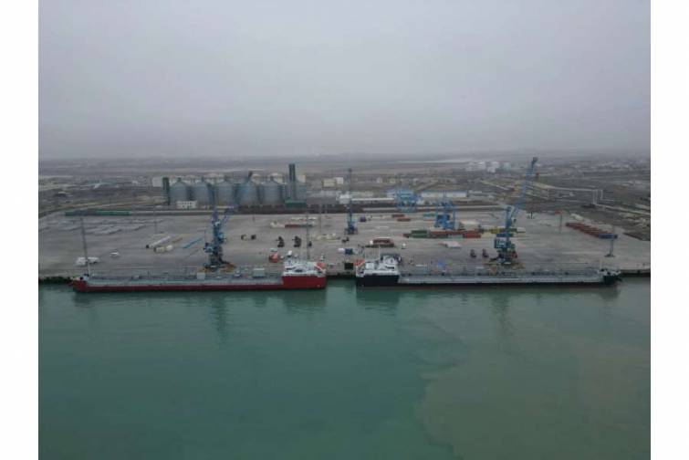 Aktau limanında yeni tankerlərin qəbulu mərasimi keçirilib