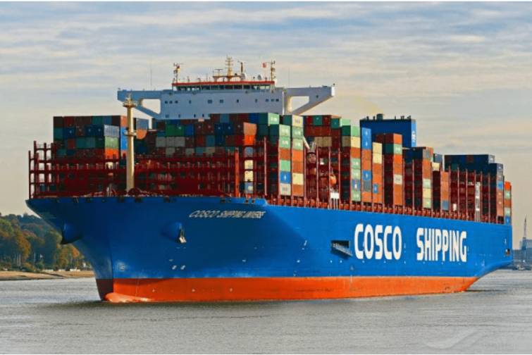 “COSCO” konteyner gəmilərini metanolla işləməyə uyğunlaşdırır
