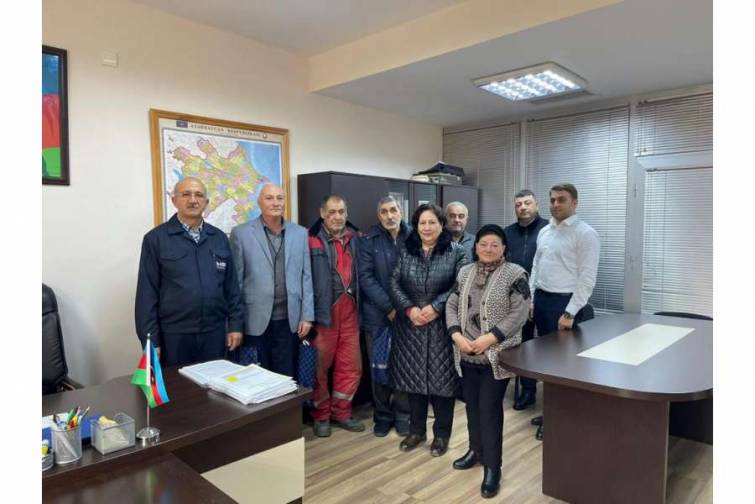 Təqa&uuml;də &ccedil;ıxan gəmi təmir&ccedil;iləri ilə g&ouml;r&uuml;ş ke&ccedil;irilib