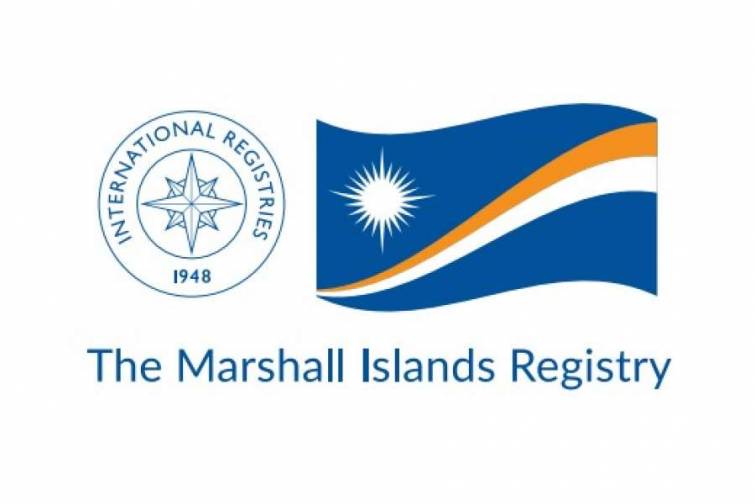 5,6 min gəmi Marşal Adaları bayrağı altında üzür