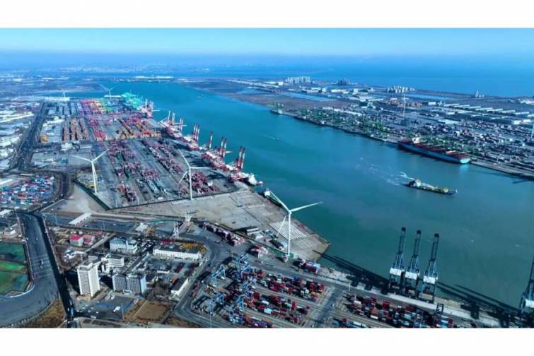Tyanzin limanından 145 konteyner marşrutu keçir