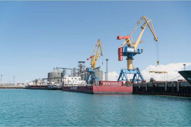 Aktau limanı konteynerlərin aşırılması həcminə görə rekorda imza atıb