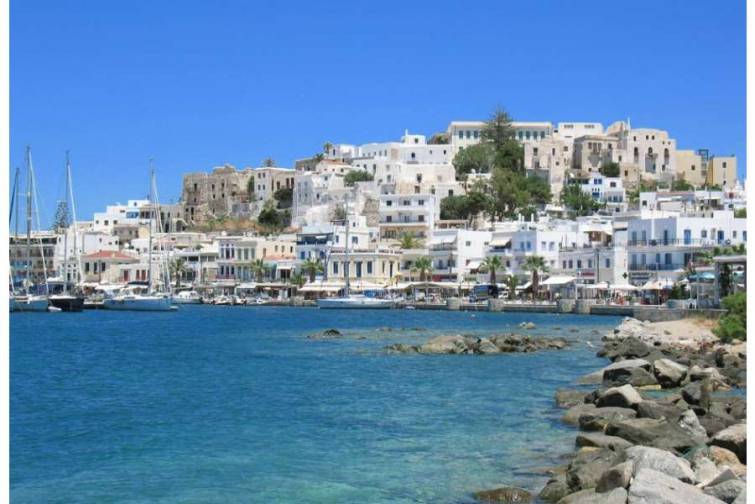 Yunan adaları turizm mövsümünün qızğın vaxtında su böhranı yaşayır