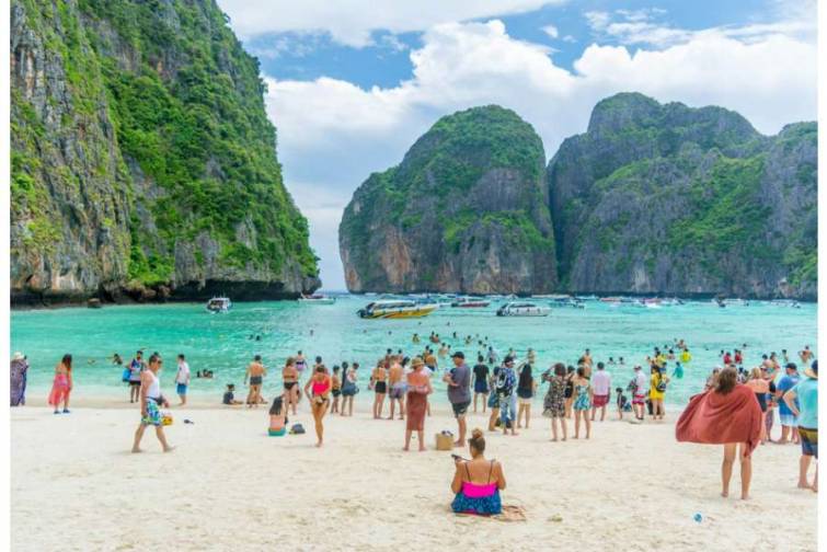 Maya Bay adası iki ay müddətinə bağlanacaq