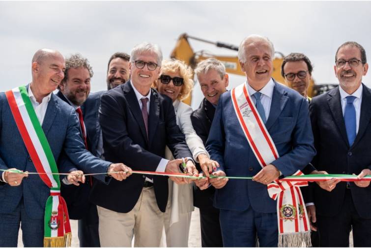 Livorno limanında reallaşdırılacaq layihənin dəyəri 550 milyon avro qiymətləndirilir