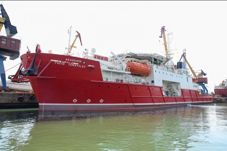 “Akademik Tofiq İsmayılov” dalğıc gəmisi əsaslı təmirdən sonra istismara qaytarılıb