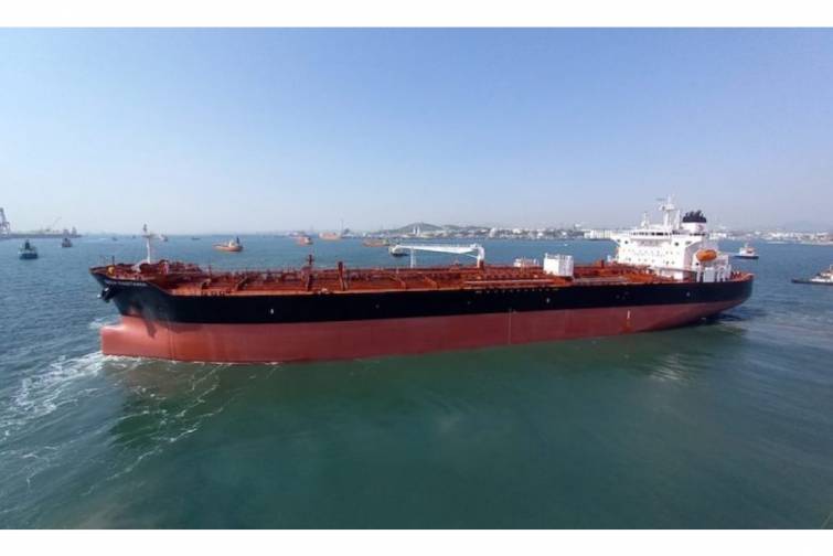 Hindistanın gəmiçilik şirkəti tanker donanmasını genişləndirmək üçün neft emalı şirkətləri ilə əməkdaşlıq edir