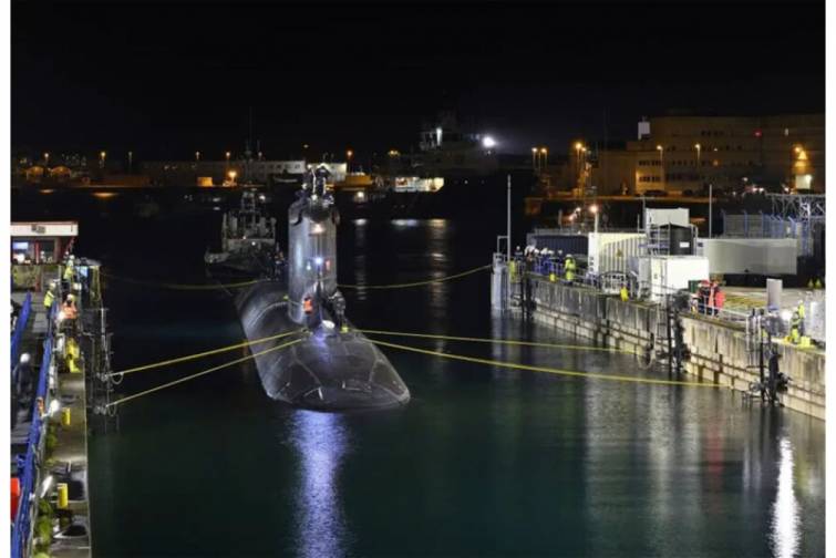 Yaponiya n&uuml;və sualtı qayıqları almağı nəzərdən ke&ccedil;irir