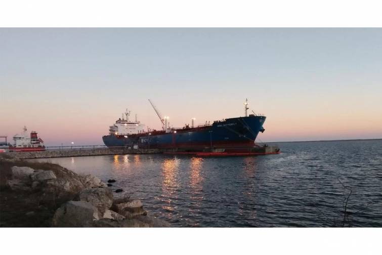 Gəmi retrofiti üçün dünyada ilk “qənaət etdikcə ödə” fondu 35 milyon dollar toplayıb