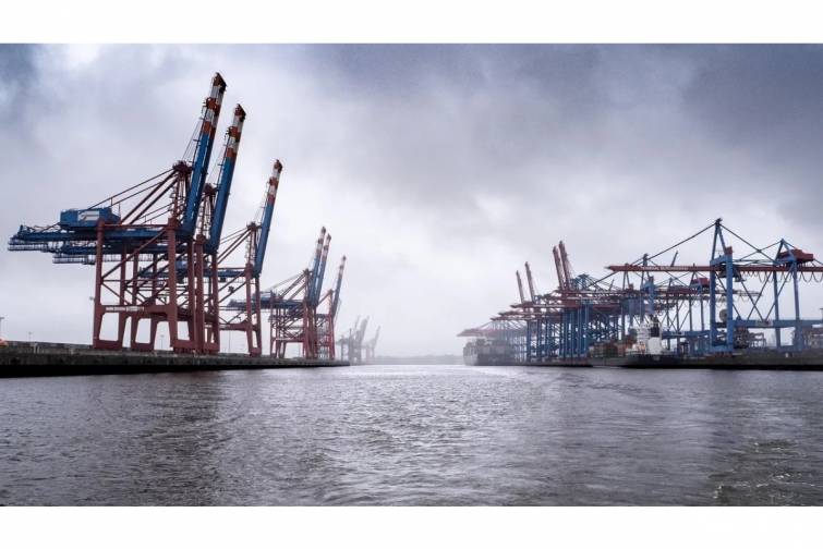 Konteyner daşımalarında eniş dərinləşir: qış mövsümü çətin başlayır