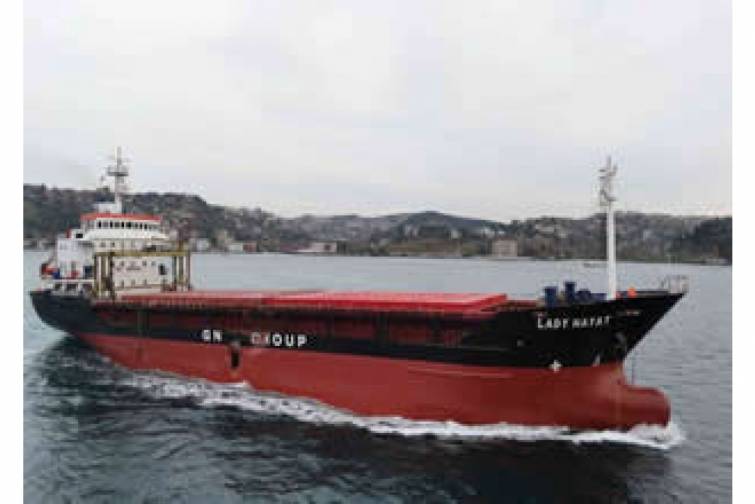 Rumuniyada qəzaya uğrayan T&uuml;rkiyə bayraqlı gəmi Tuzlaya gətirilib