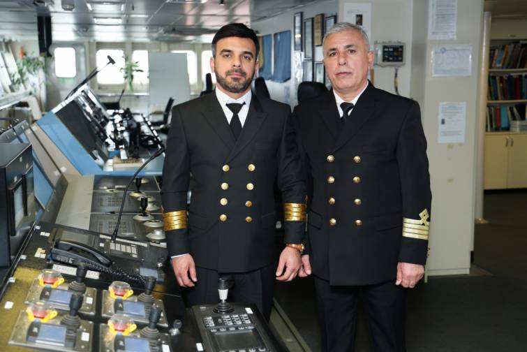 Nəsildən-nəslə &ouml;t&uuml;r&uuml;lən dəniz&ccedil;ilik peşəsi - VİDEO