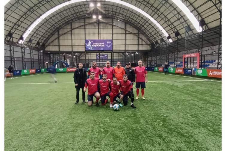 D&ouml;vlət qurumları arasında ke&ccedil;irilən IV minifutbol turnirində dəniz&ccedil;ilər n&ouml;vbəti qələbələrini qazanıblar