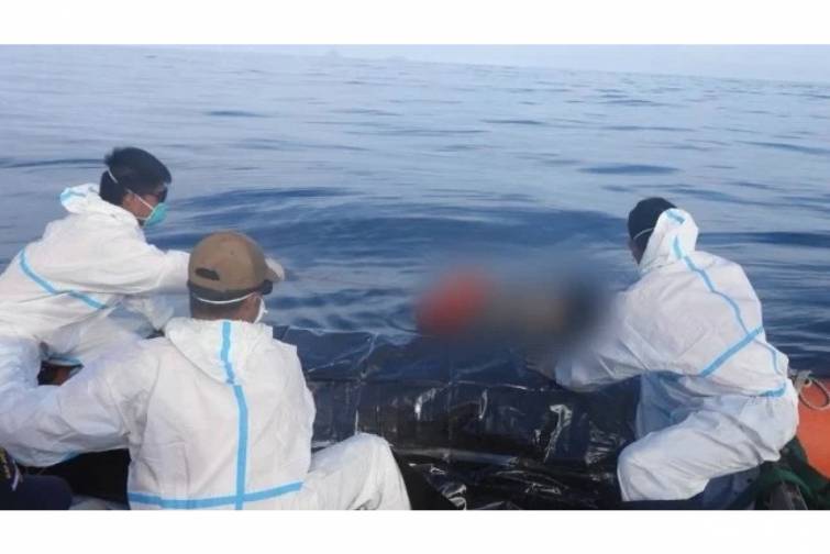 Filippində bərə qəzasından sonra 14 vəzifəli şəxs işdən &ccedil;ıxarılıb