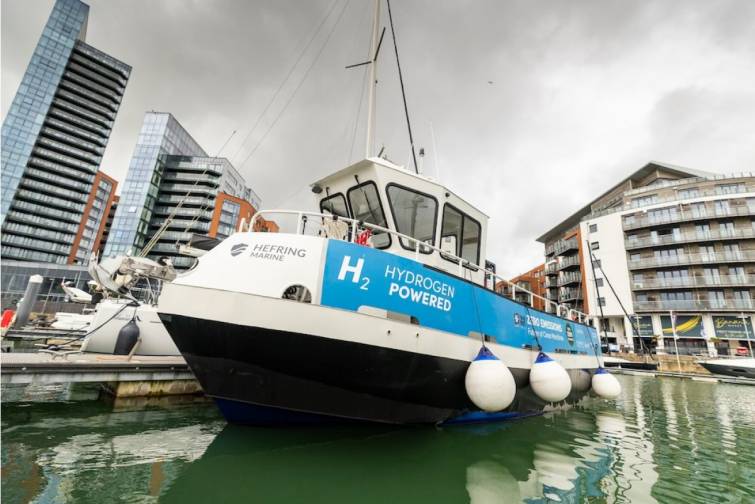 Gəmi&ccedil;ilikdə bir ilk: Elektrikli gəmilər s&uuml;ni intellektlə idarə olunacaq