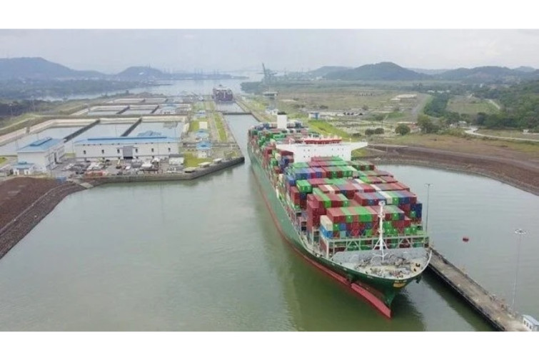 Panama Kanal İdarəsinə ilk dəfə qadın rəhbər təyin olunub &mdash; kanal artan y&uuml;klənmə və yeni risklərlə &uuml;zləşir