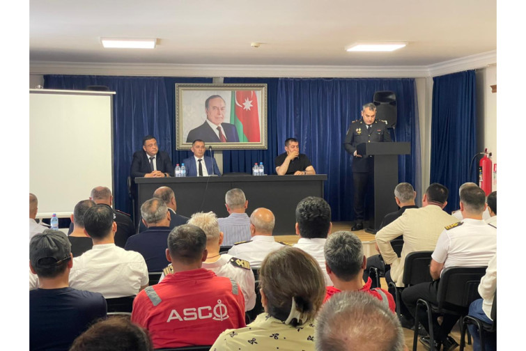 Xəzər Dəniz Neft Donanmasında h&uuml;quqi maarifləndirmə tədbiri ke&ccedil;irilib