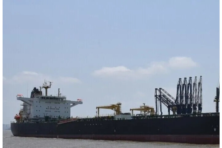 Fransa məhkəməsi Rusiyanın &ldquo;k&ouml;lgə donanması&rdquo;na aid tankerin sahibini 1 milyon avro cərimələyib
