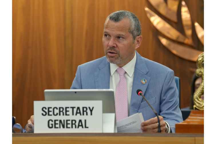 IMO Somali quldurlarının girov saxladığı 44 dəniz&ccedil;inin azad edilməsinə &ccedil;ağırıb